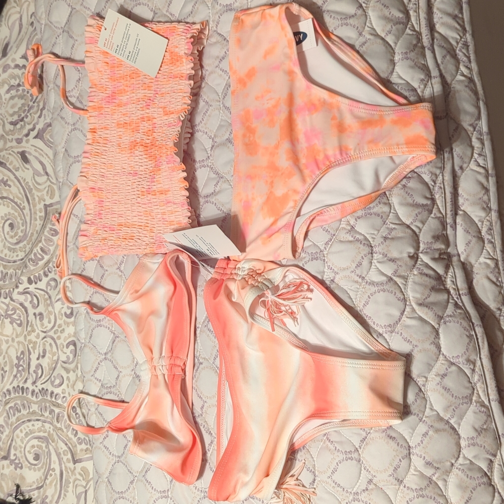 Old Navy Girls 6-7 swimsuit bundle NWT